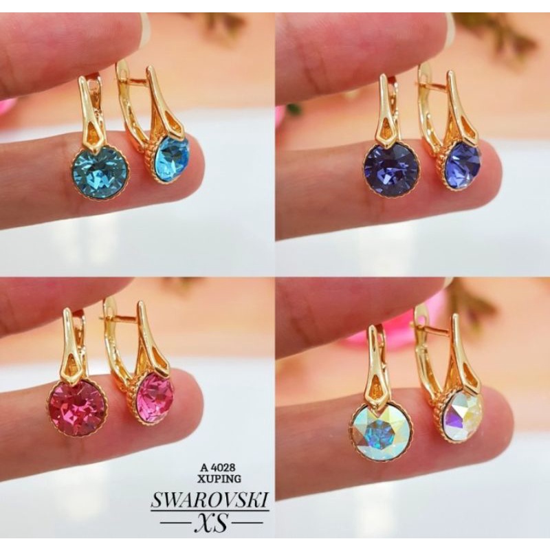 Anting Swarovski