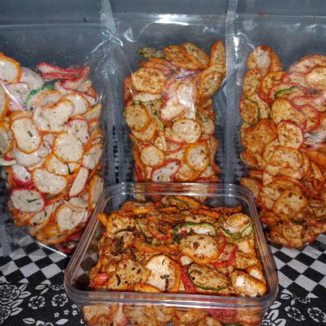 

Kerupuk seblak kering