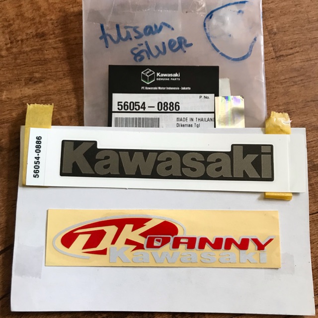 Stiker kawasaki tangki Er6n