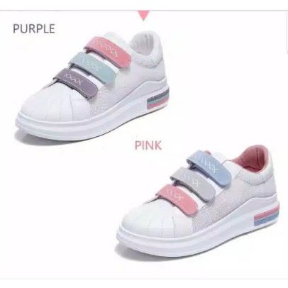 sepatu sneakers wanita