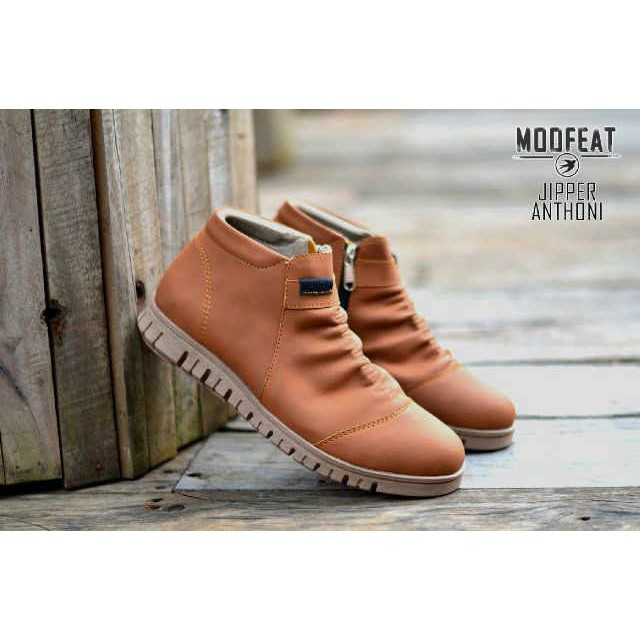 Dnr 02 SEPATU CASUAL PRIA ZIP RESLETING MOOFEAT ORIGINAL BRODO KERJA TAN
