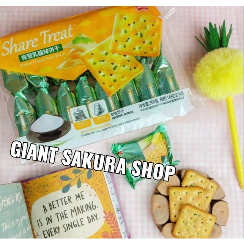 

Bairong Share Treat Scallion Cheese Flavor Biscuit / biskuit impor / snack impor / biskuit / camilan