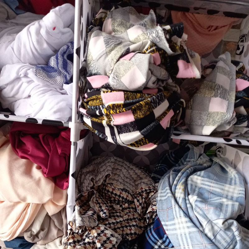 Kain kiloan PERCA sisa potongan bukan meteran atau rollan.