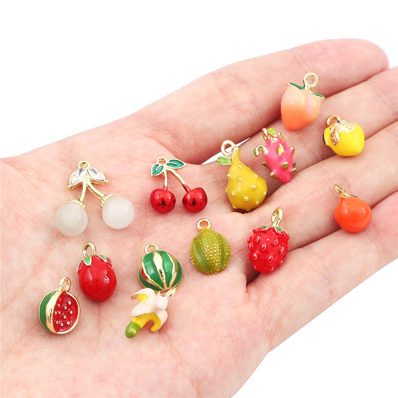 2 Pcs Liontin Enamel Charms Bentuk Buah Strawberry Semangka Nanas Untuk Kalung Anting Gelang