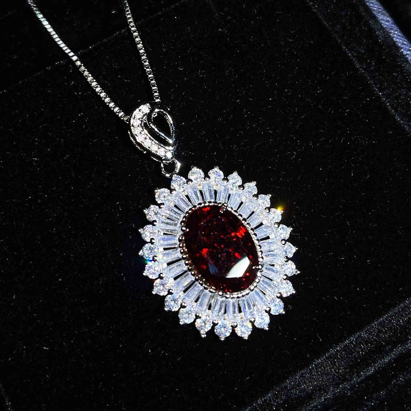 New Luxury Full Zirconium Ruby Necklace