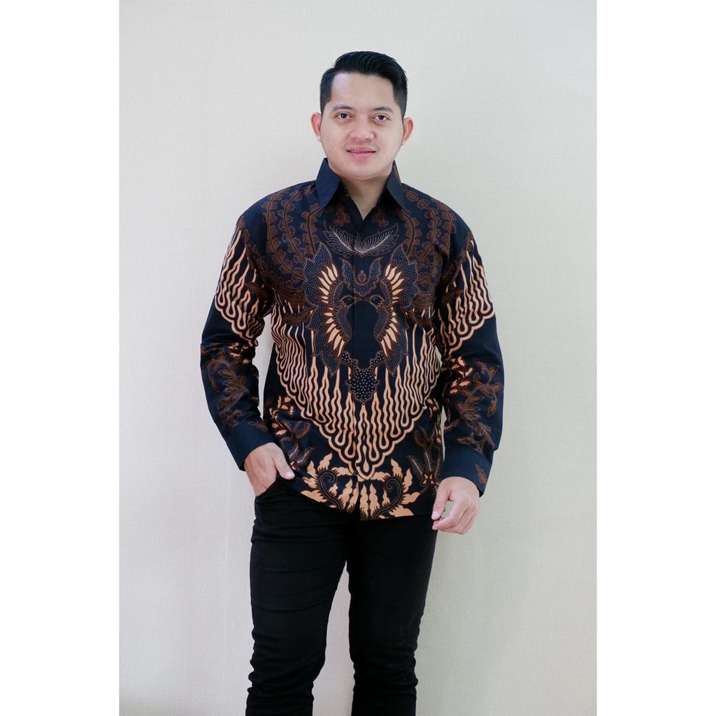 ATASAN MODERN SEJAGAD BATIKSOLOAMANAH KEMEJA BAJU BATIK PRIA SOLO LENGAN PANJANG PENDEK FULL FURING KATUN HALUS GITARJA IBRAHIM MAKA ADINATA COKLAT SETYANING ATI MANGKUBUMI PAKIS AJI TRUNTUM SOGAN BYANTARA SAPTHA BAYUSUTA HIJAU DWI REKTA PARANG KERIS SM