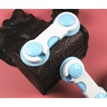 Kunci Grendel Gembok Pengaman Bayi / Pengaman Laci Pintu Lemari