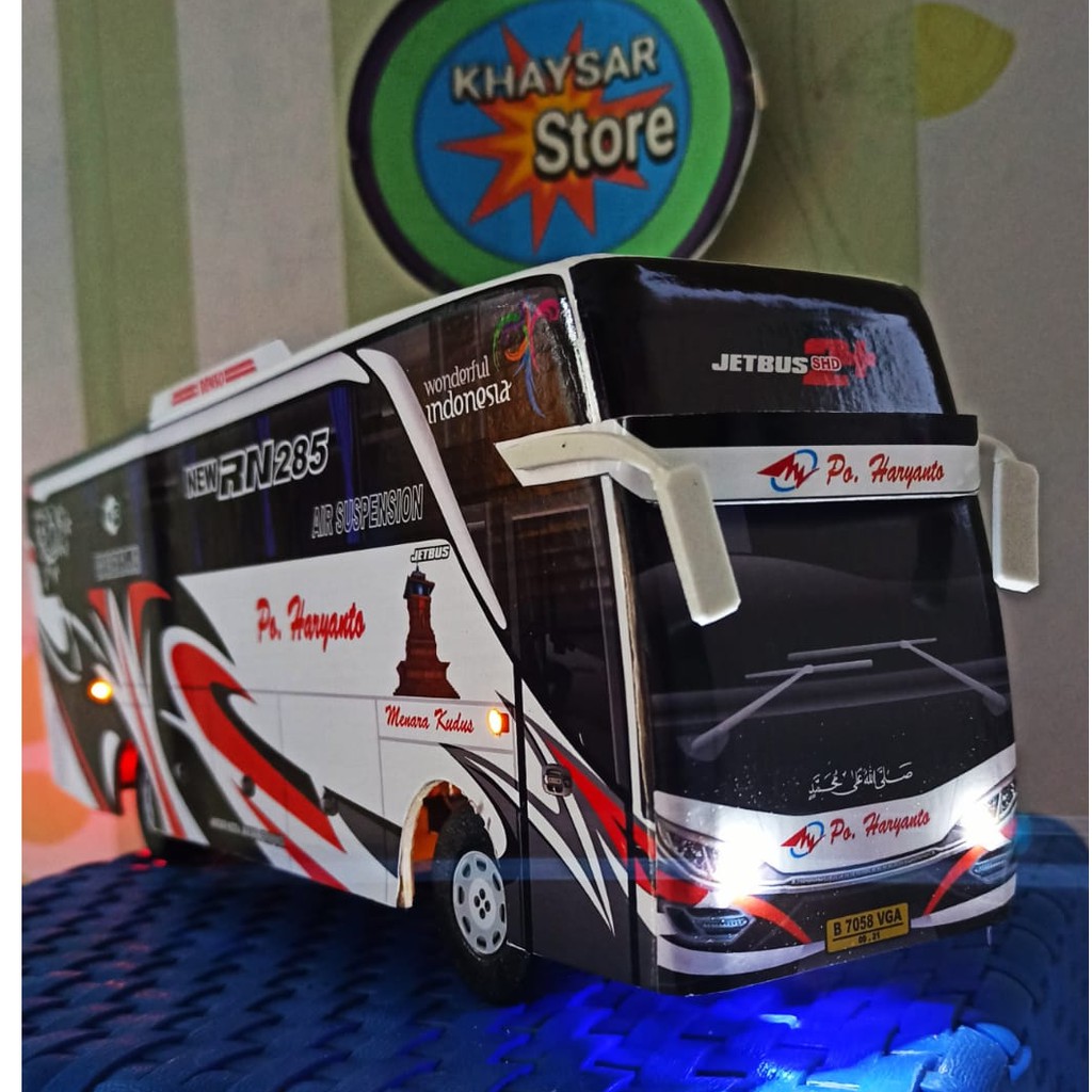 Miniatur bus bis shd haryanto merah plus lampu