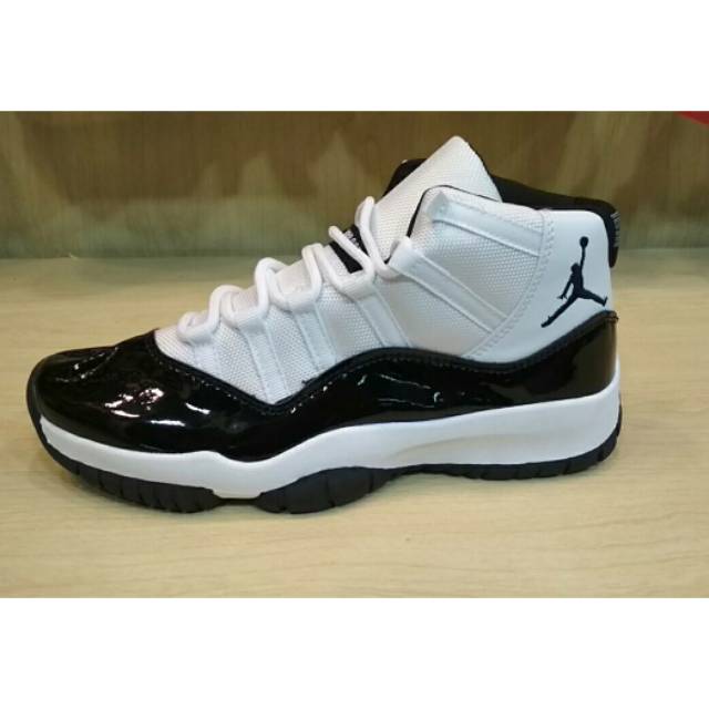 AIR JORDAN 11 sepatu cowo sepatu murah sepatu Nike sepatu pria sepatu premium