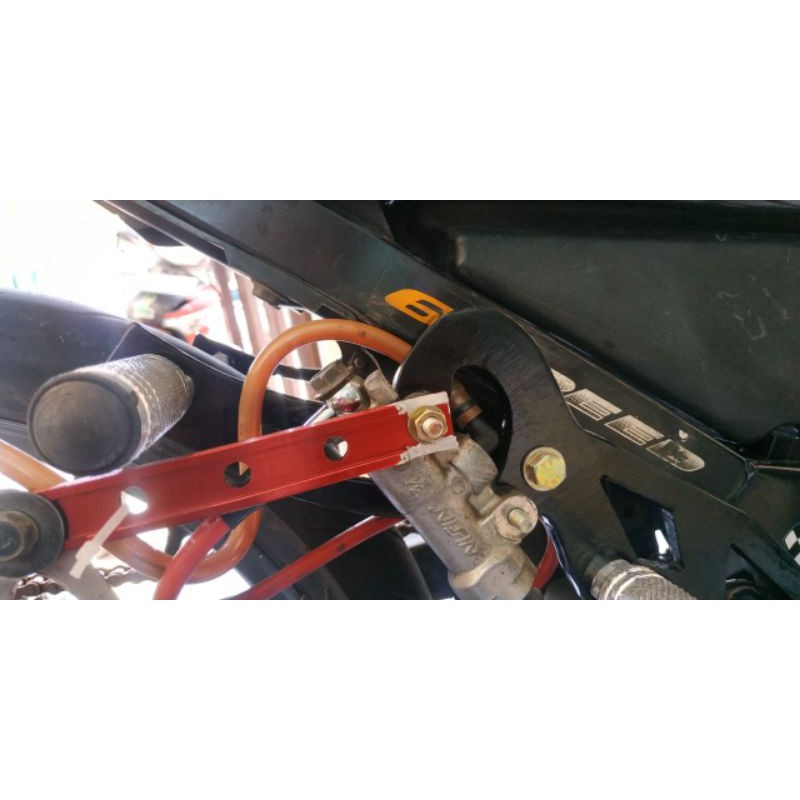 STEP UNDERBONE BELAKANG SATRIA FU 150 SUZUKI