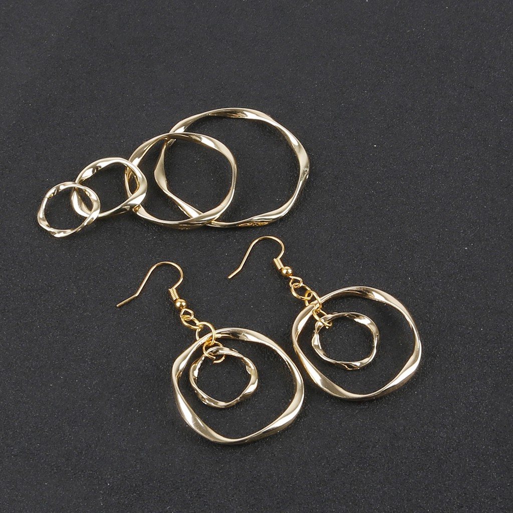 4pcs 17 / 20 / 32 / 42 mm Konektor Anting / Cincin Bentuk Lingkaran Warna Emas Untuk Aksesoris Perhiasan