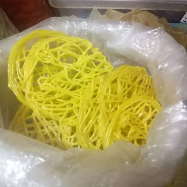•KERUPUK MIE KUNING BOGOR/ KERUPUK ASINAN/KRUPUK ASINAN BOGOR•