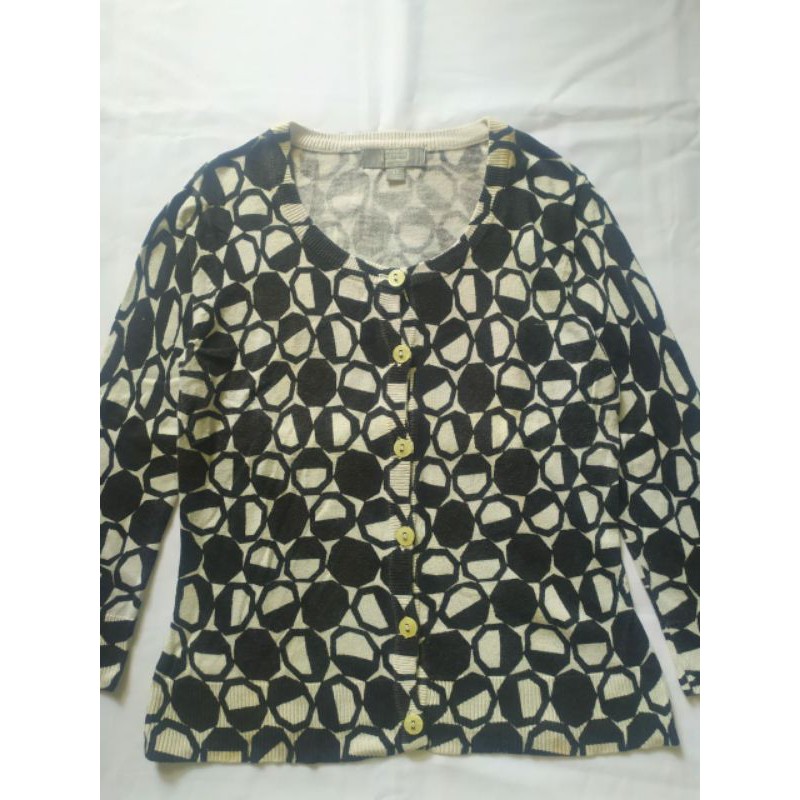 Preloved blus bekas Merona kancing depan