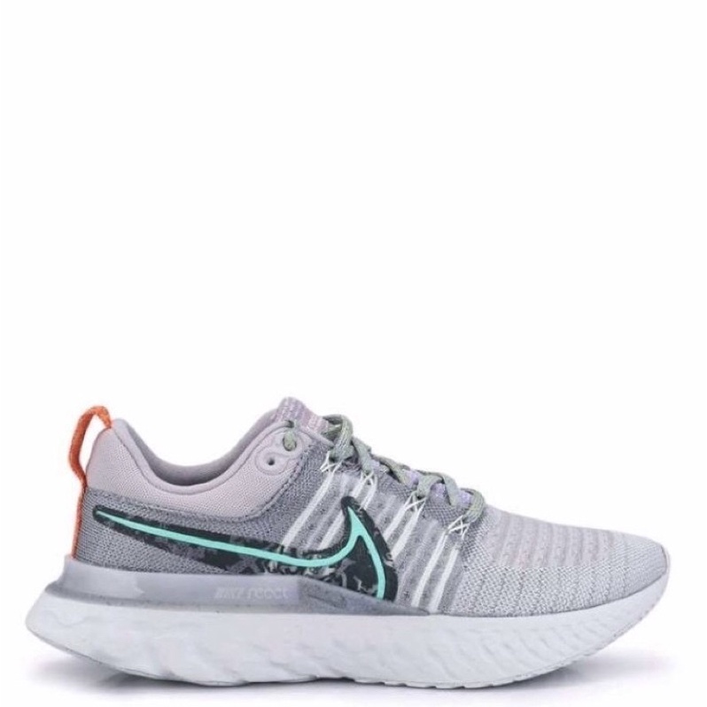 sepatu running nike react wanita