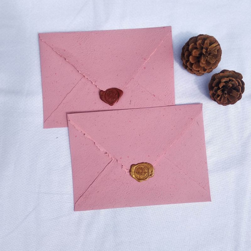 

Amplop Handmade C5 Pink Fanta – Vintage & Unik, Kertas Daur Ulang