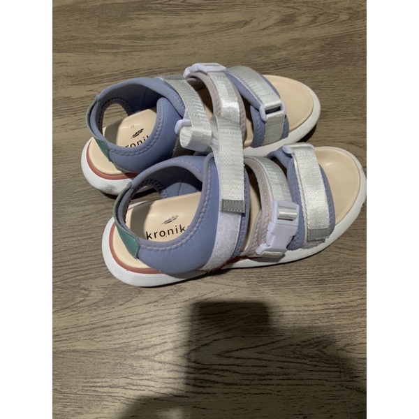 preloved sandal kronikel