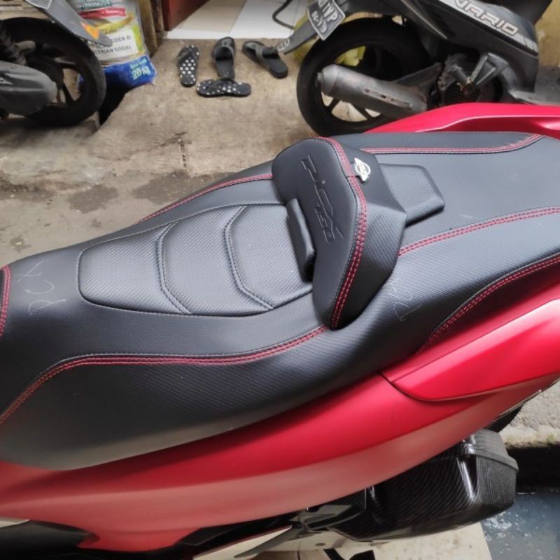 costum kulit jok MBtech pcx aksesoris motor pcx