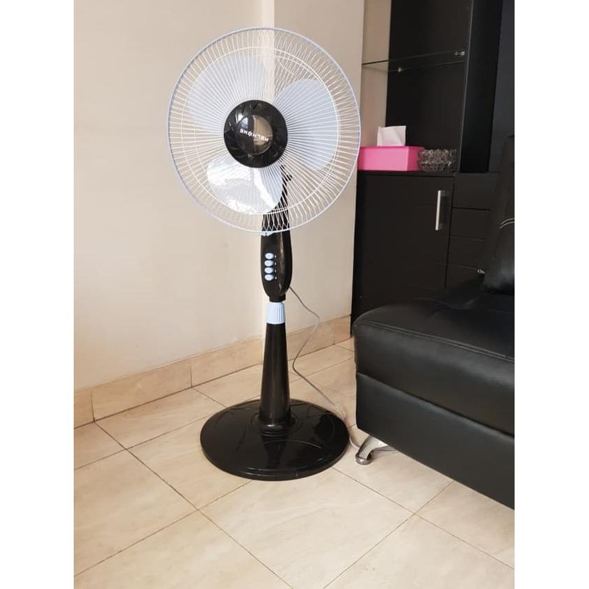 Kipas Angin Berdiri Welhome WH-1681 16 inch - Stand Fan Welhome WH-1681 Murah