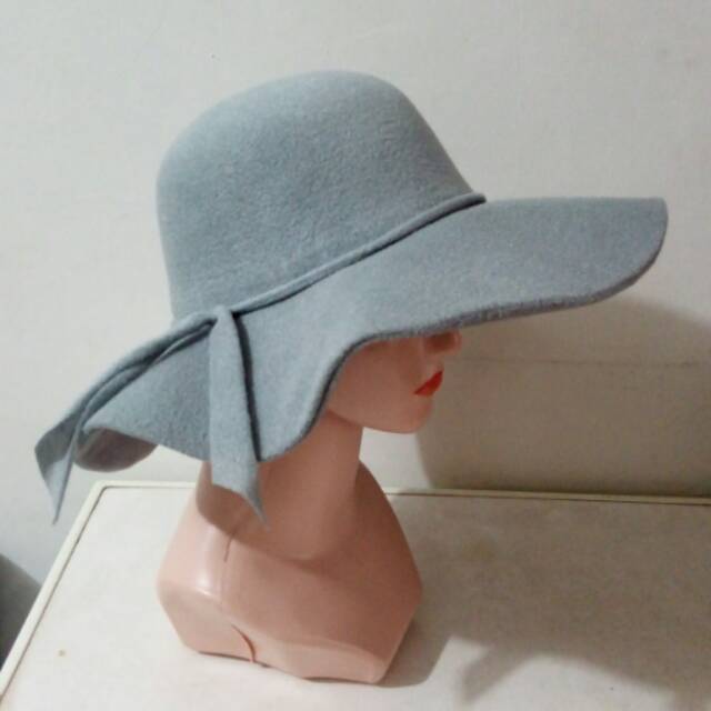 Topi Pantai/Floppy Hat