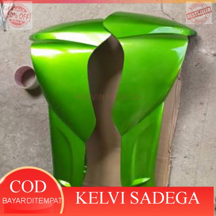 sayap luar jupiter z warna hijau