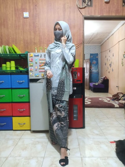 Shopashop Solo Batik Couple Arafah Aplikasi Payet Mutiara