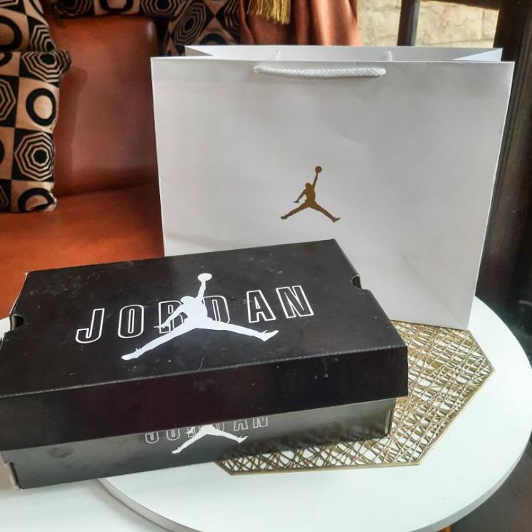 

Model baru Paper Bag dan Box Sepatu Air Jordan Paperbag Tas Nike Gift Wrapping Kotak Kado 09Best ♪ヽ ★★