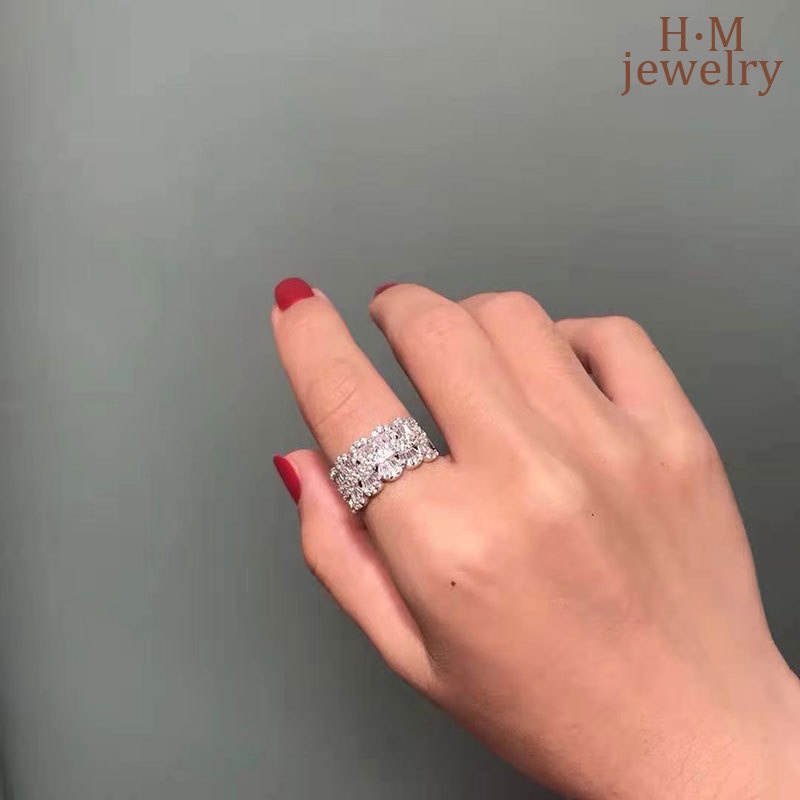 Cincin S925 Silver Bentuk Kelopak Bunga Aksen Berlian Penuh