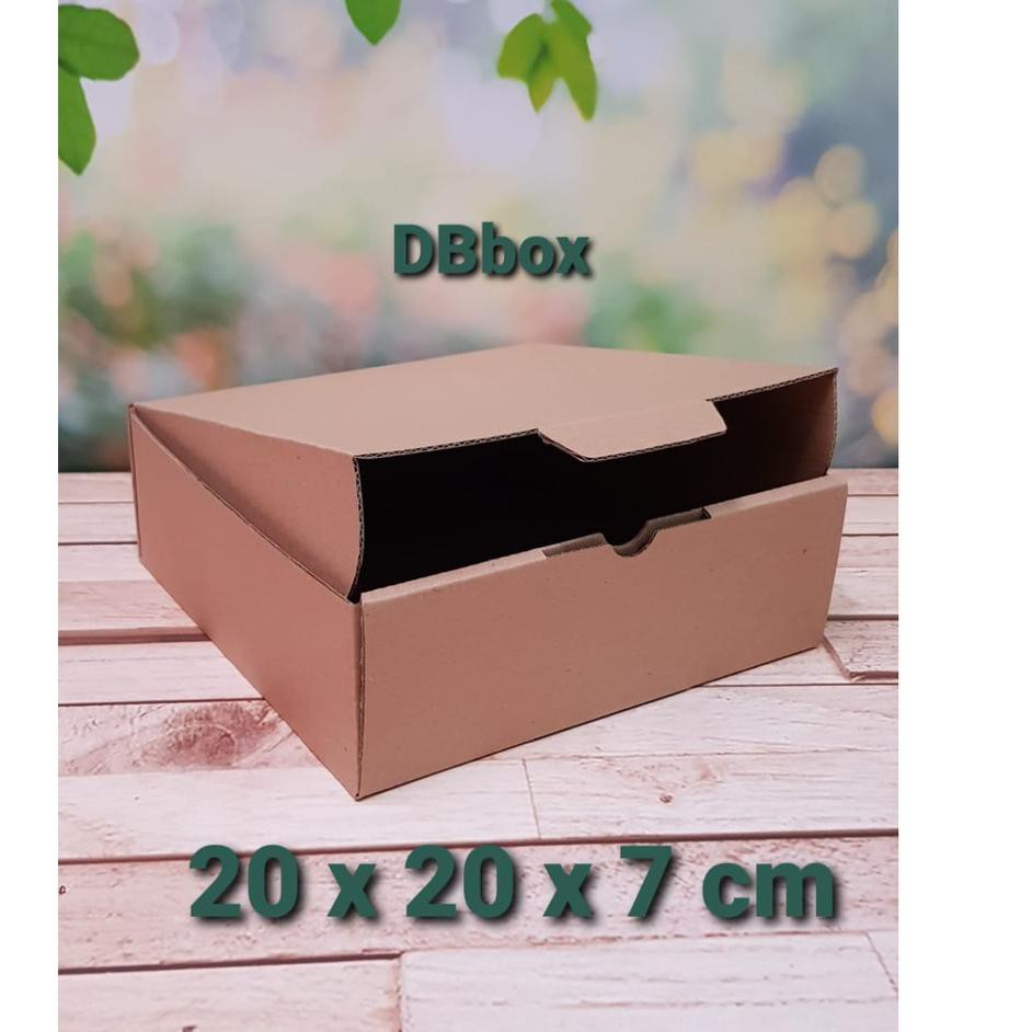 

SALEE! JUaL CEPAT ( 10 pcs )Kardus 20x20x7 cm...Die Cut untuk kotak Aksesoris dll, model box pizza