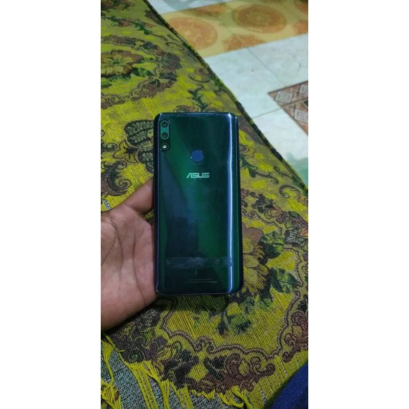 asus zenfone max pro m2 matot ( hard brick)