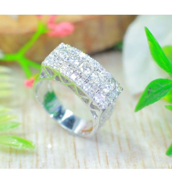 CINCIN WANITA MEWAH EMAS FULL BERLIAN