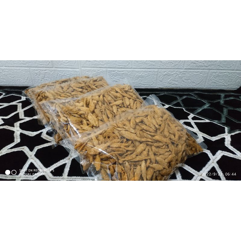 

keripik wader krispi 250/500/1000 gram