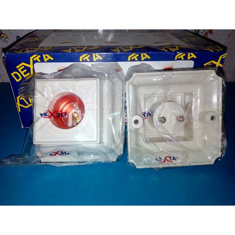 Fiting Fitting Plafon Lampu E27 Segi Kotak DEXTA DX-504