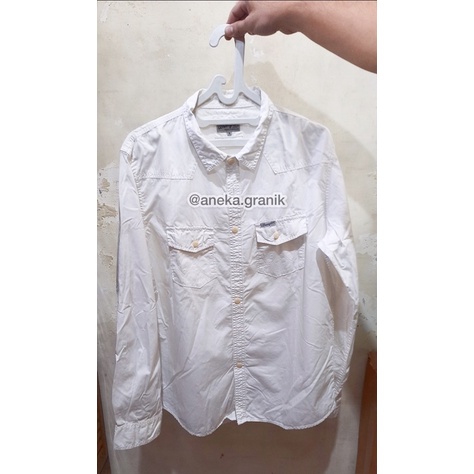 [Preloved / Second] Kemeja Pria Slimfit Putih Wrangler 1947 North Carolina XL