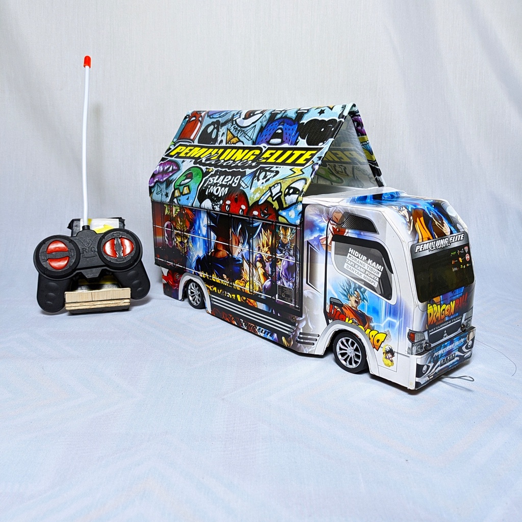 miniatur truk oleng remot control full lampu BEN10