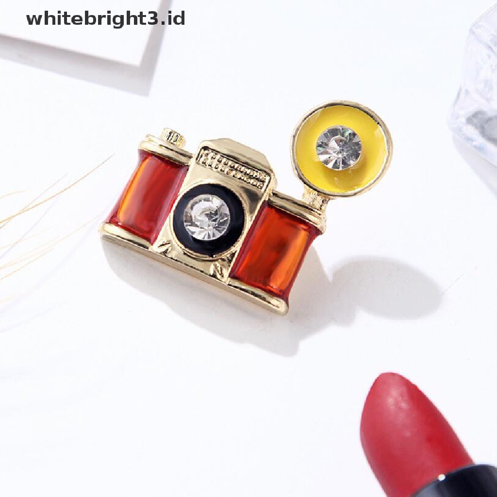 (whitebright3.id) Bros Pin Enamel Bentuk Kamera Mini Gaya Vintage Untuk Aksesoris Sweater / Syal / Hadiah