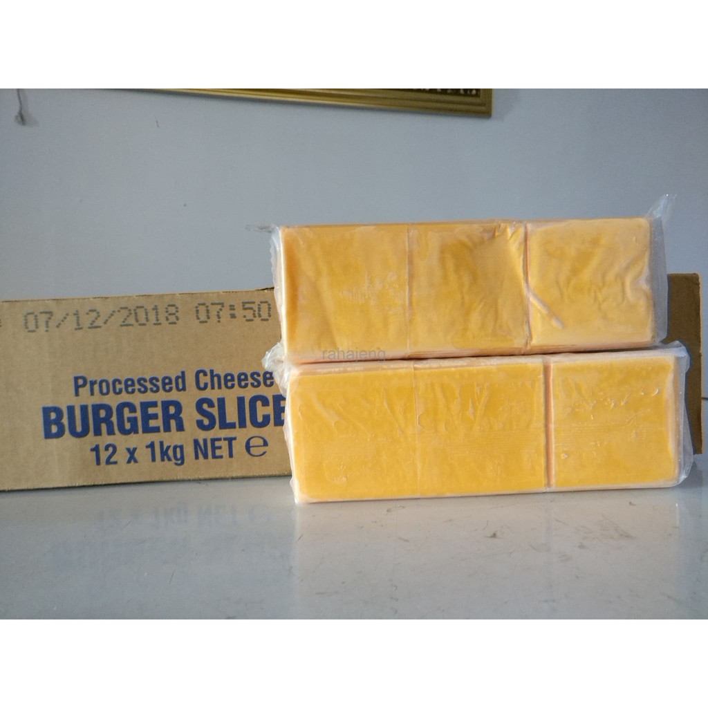 

RED CHEDDAR CHEESE SLICE BURGER CHEF CHOICE 1 KG isi 84 LBR HALAL