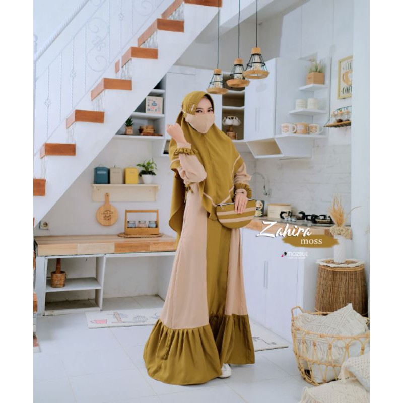 SALE ‼️ Zahira Syar'i Set Khimar, Masker & Clutch Bag by Mozbue