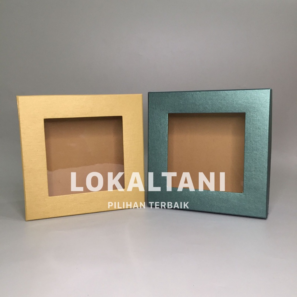 

Box Hampers Persegi / Box Mika Polos
