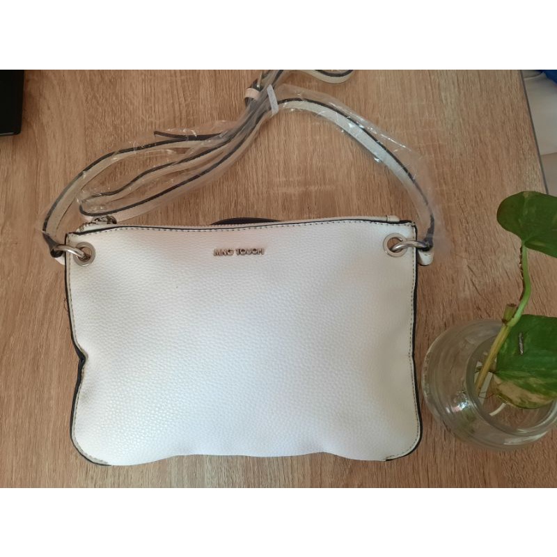 New Authentic Tas Mango Mng Touch Slingbag White
