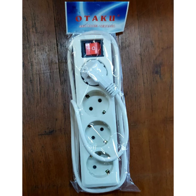 Kabel Olor / Stop Kontak 4 Lubang + Saklar Lampu dgn Kabel 1,5 meter