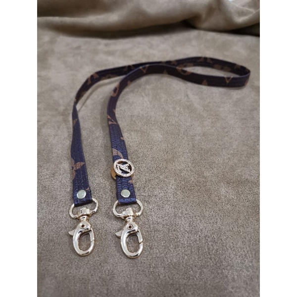 Strap masker LV motif