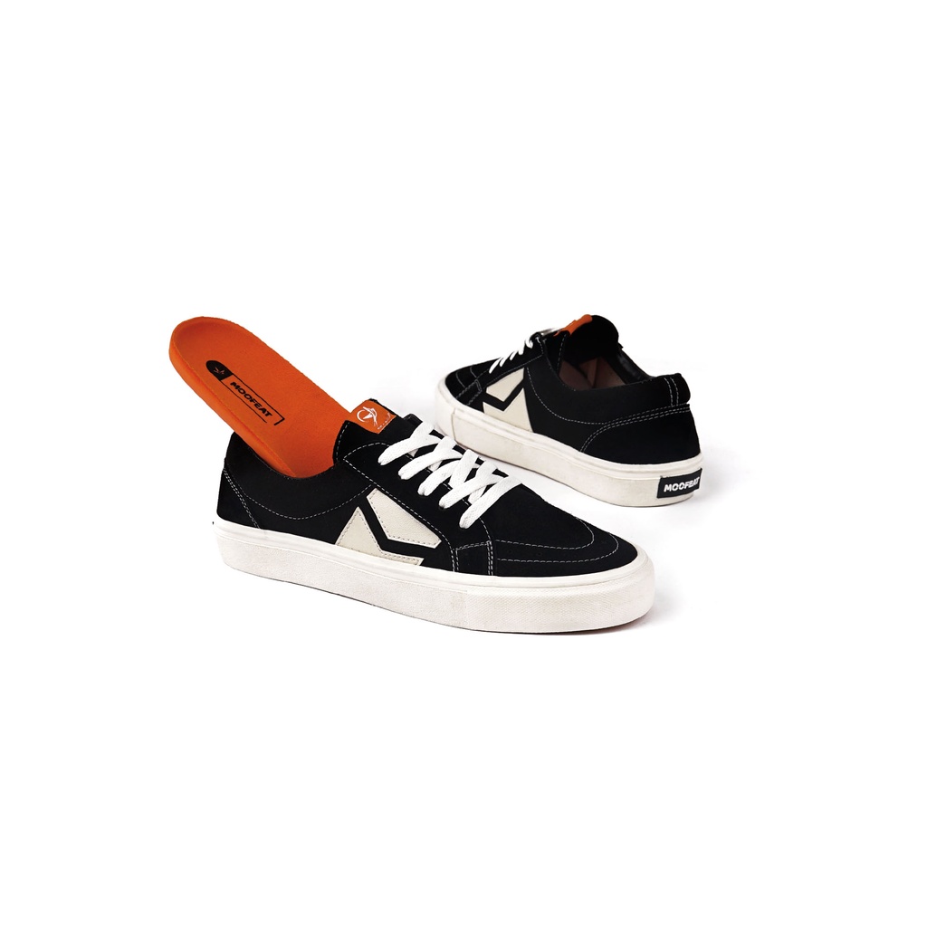 Moofeat Bill - Sepatu Sneakers Pria Suede Hitam Putih-3