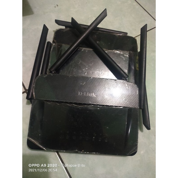 D link DIR 822 unit plus adaptor