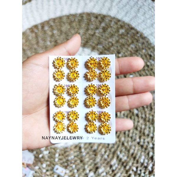 Anting Tusuk Bunga