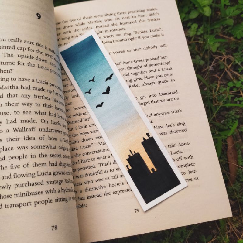 

Bookmark Lukis Aesthetic Murah