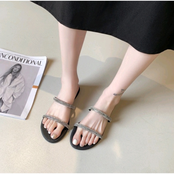 Sandal Wanita Flat Wanita Strap Ban 2 MCL 04