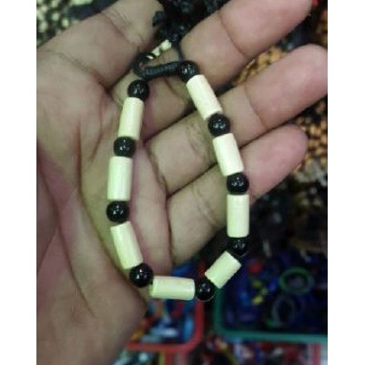 Gelang Unik 12