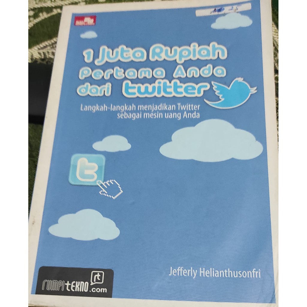 Buku 1 Juta Rupiah Pertama Anda dari Twitter