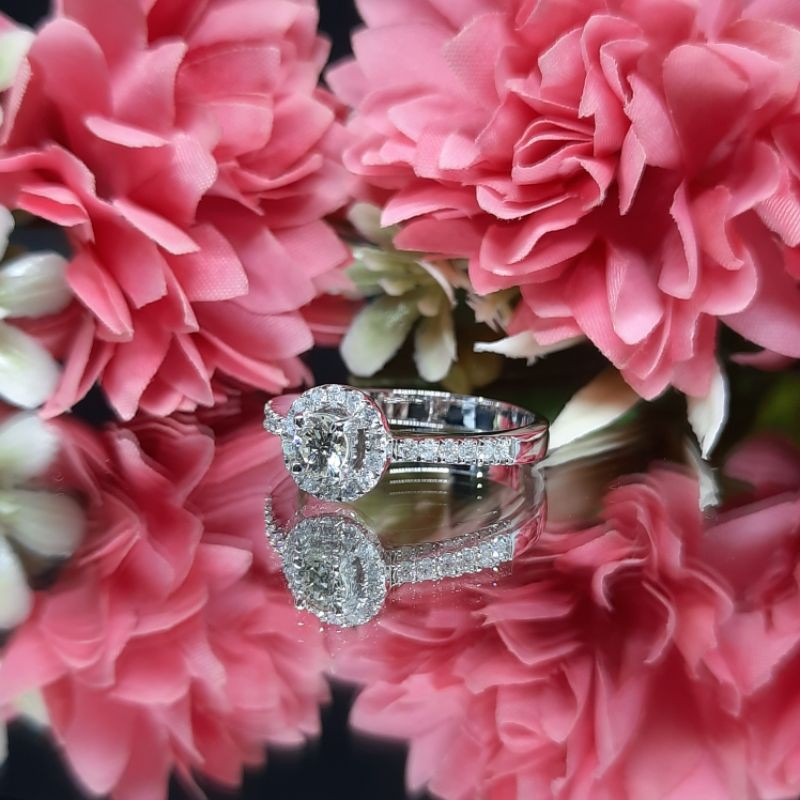 cincin berlian emas putih