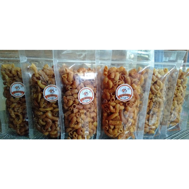 

Kerupuk Makaroni pedas/ekstra pedas/original